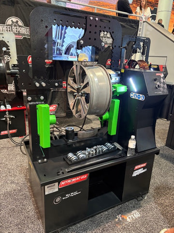 F30 PRO Signature Series - 10" to 30" Hydraulic Rim Straightening Machine W/ 2 Rams & Overhead Bar